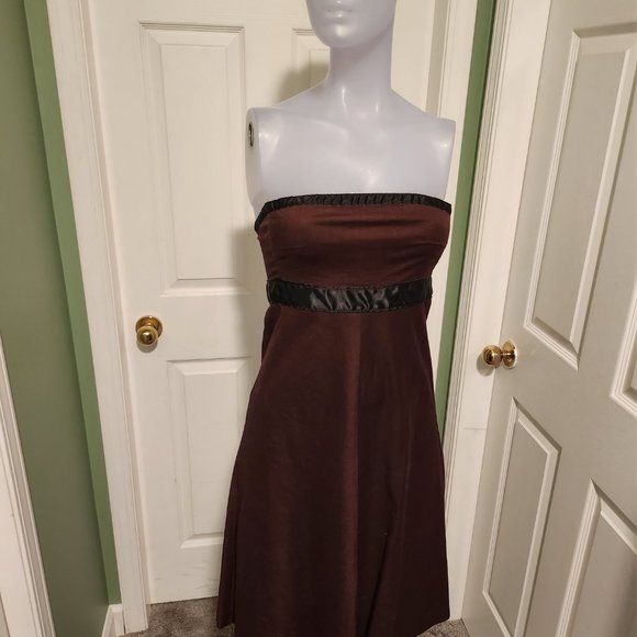 Strapless Burgundy Summer Dress - Picture 2 of 3
